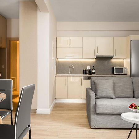 Villa2Be Family & Executive Suites コルフ島 エクステリア 写真